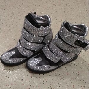 Kids Silver Glitter Strap Boots